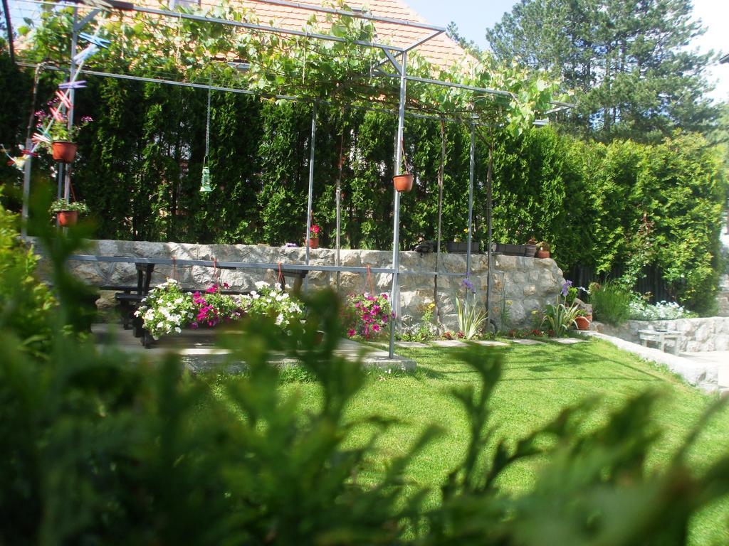 Villa Bozovic ซลาตีบอร์ ภายนอก รูปภาพ